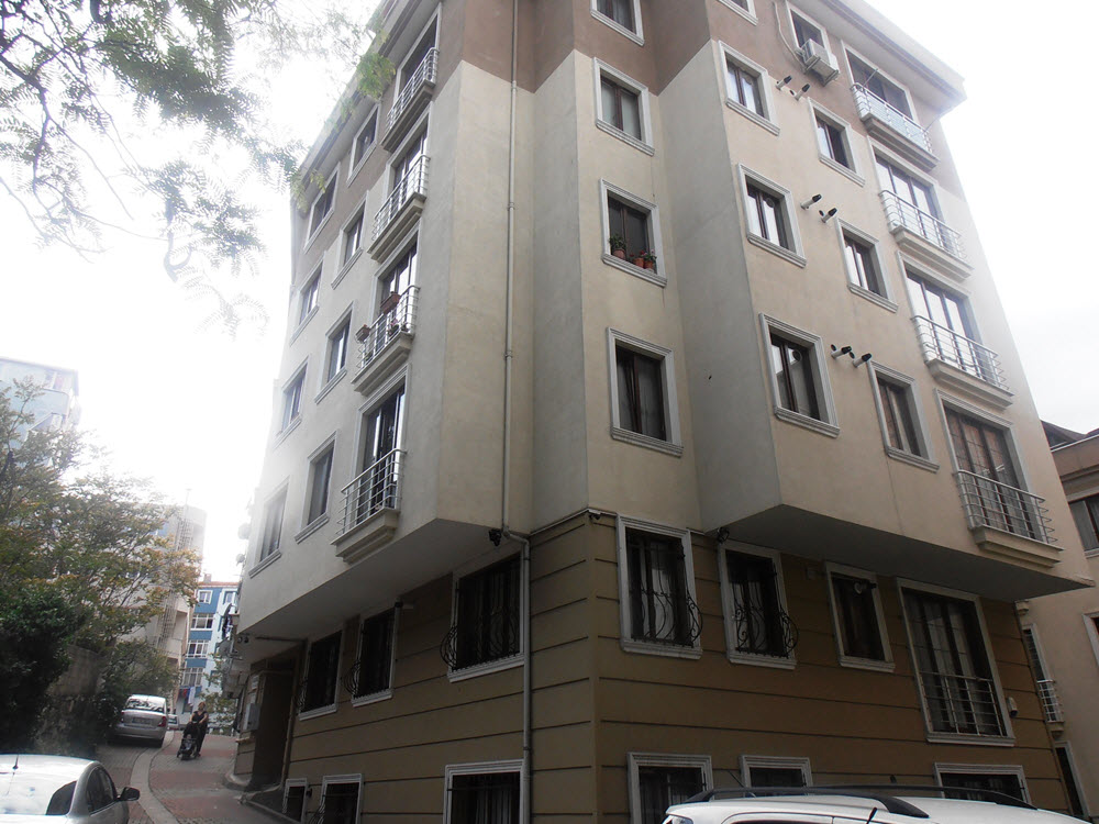 Yakamoz Apartmanı