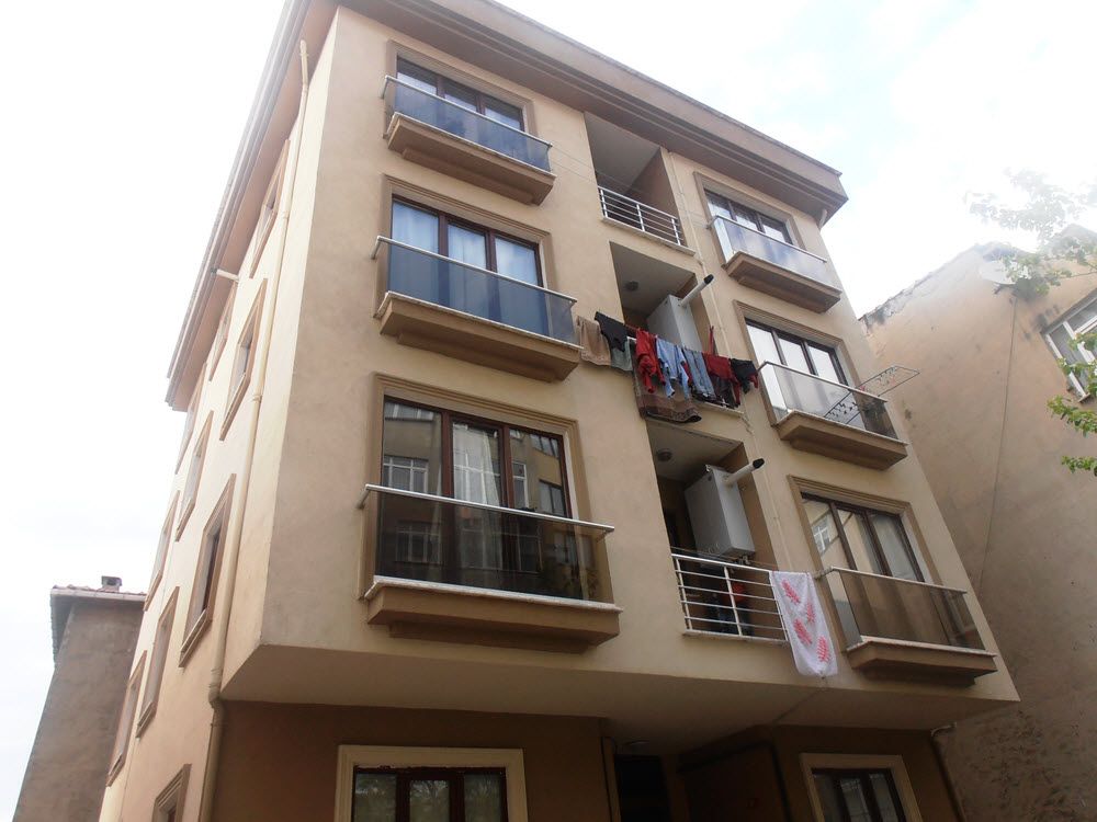 Yaman Apartmanı